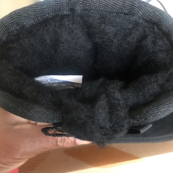 💝T VICTORIA SHORT MINI UGG BOOT IN SIZE: 8 TODD… - Picture 8 of 12